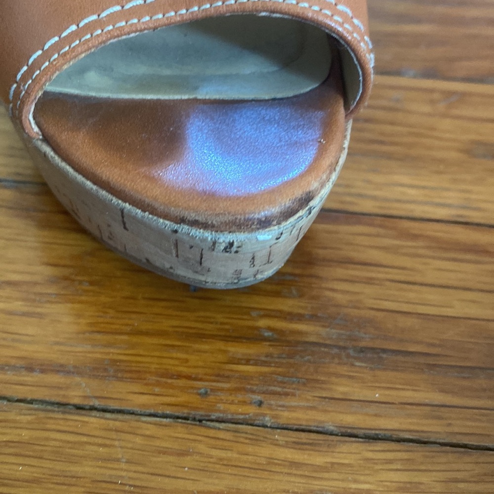 Nine West Cork and Leather Heels - Picture 4 of 7